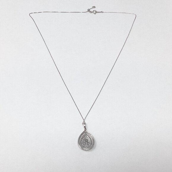 #5Z61B2  18K White Gold Tear Drop Necklace - Picture 1 of 4